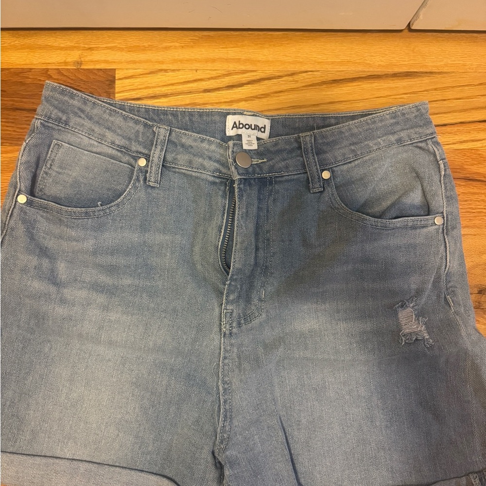 Abound Blue High Rise Jeans with Distressed Finish